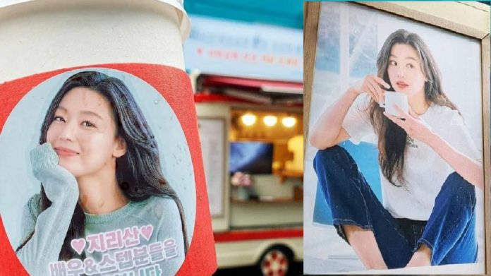 Jun Ji-Hyun Supporters Sent Coffee Truck to Mount Jiri Drama Set